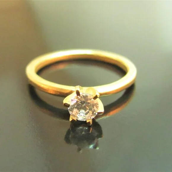 Moissanite ring. 14K solid yellow gold ring with White Moissanite.